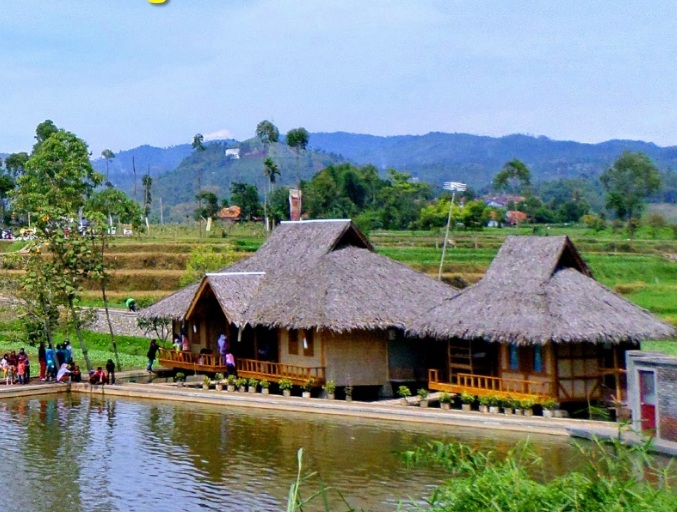 Desa Wisata Saung Ciburial (Paket Wisata Garut dan Study Tour, Wisata Edukasi Desa Wisata Saung Ciburial)